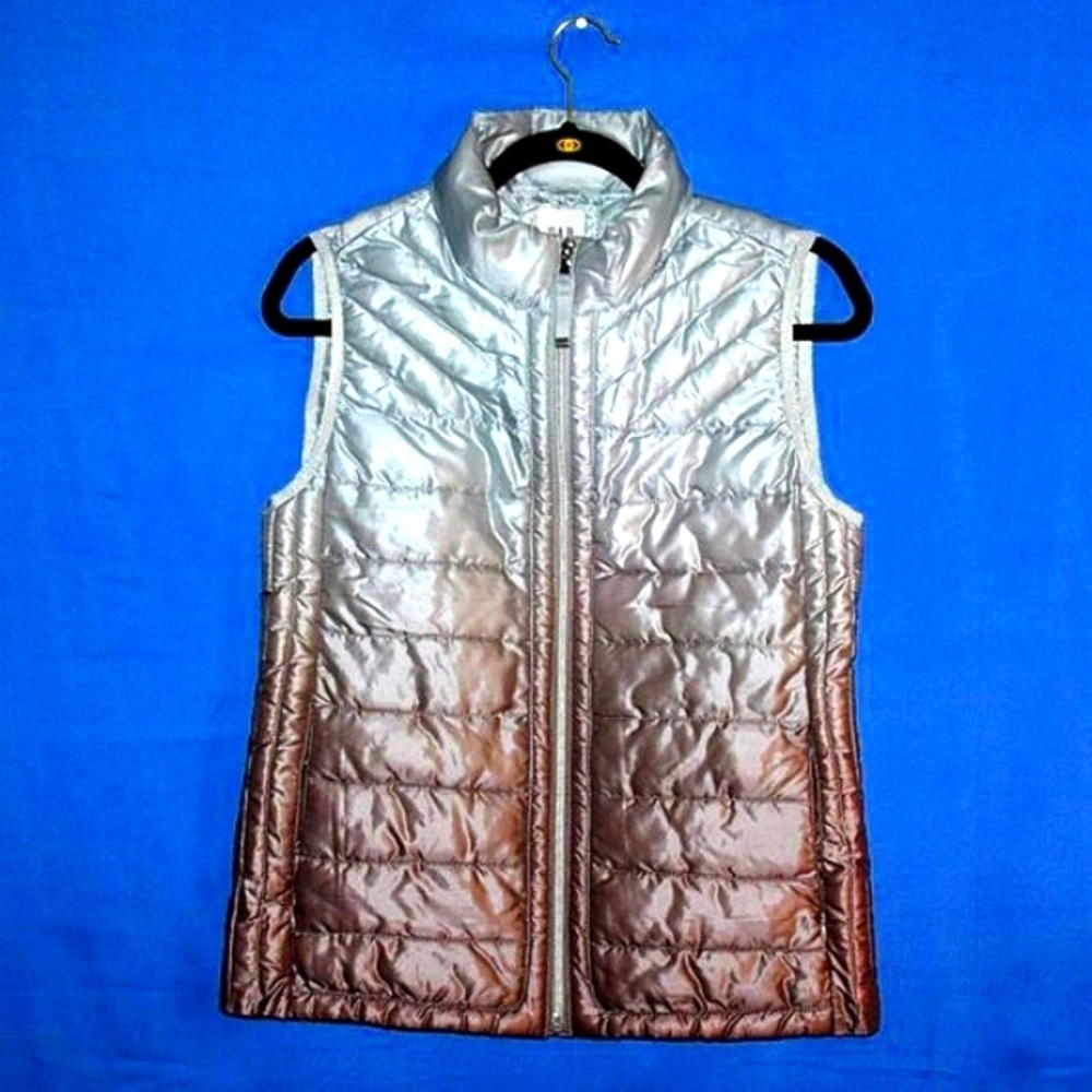 GAP Metallic Puffer Vest - Silver Ombre - Stand Collar - Lightweight Layer-Small - Picture 6 of 8